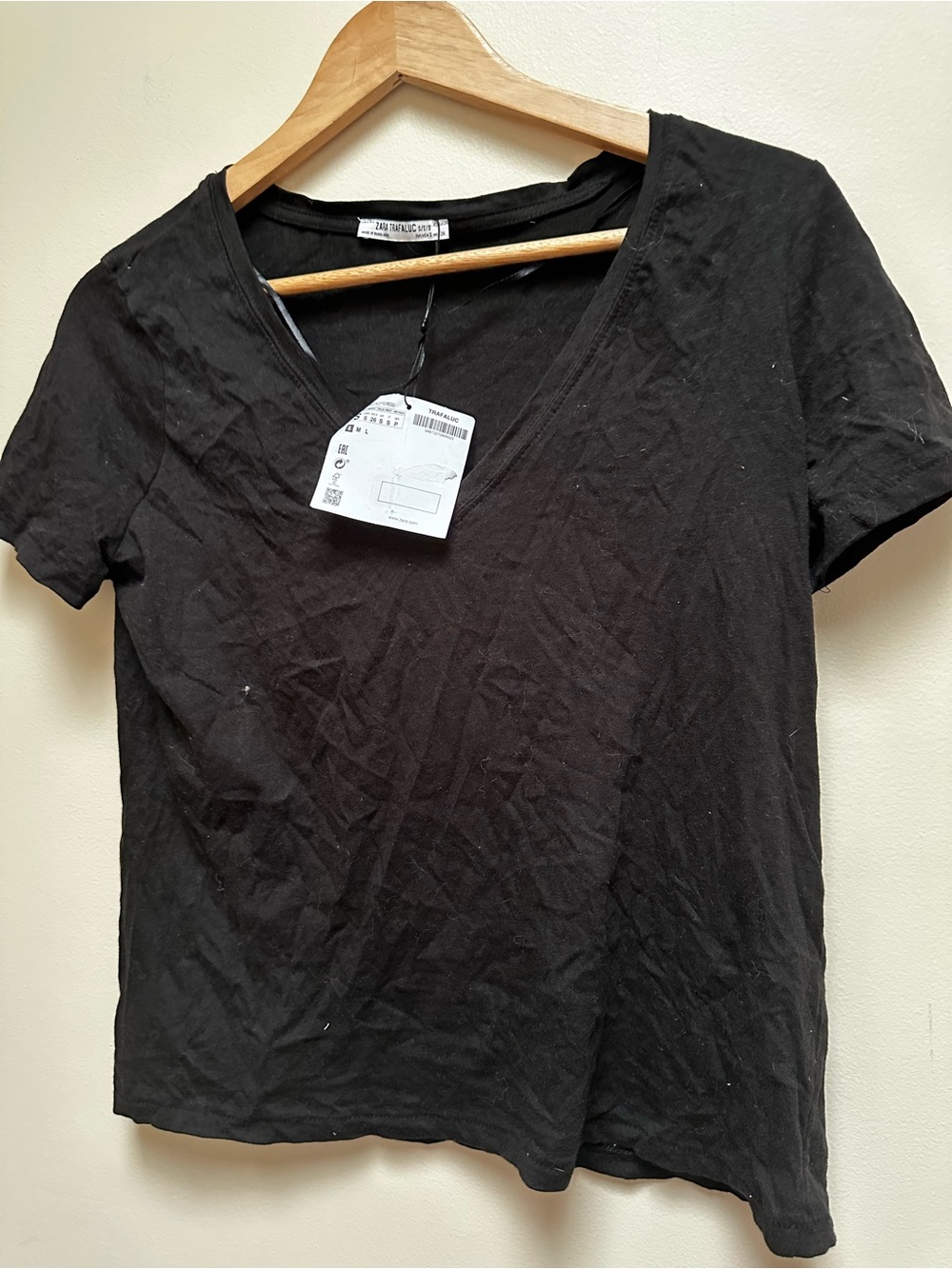 Zara Black V-Neck Short Sleeve Tee